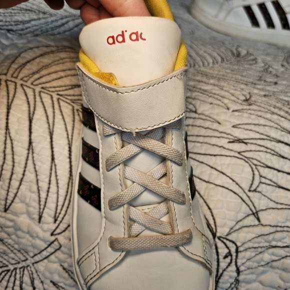 VGUC Adidas Disney Grand Court Mickey Mouse Velcro Sneakers Kids 2 - Picture 4 of 16